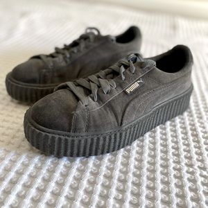 ❗️SOLD ❗️Puma x Fenty by Rihanna Creeper Velvet Glacier Grey Women’s Size 8